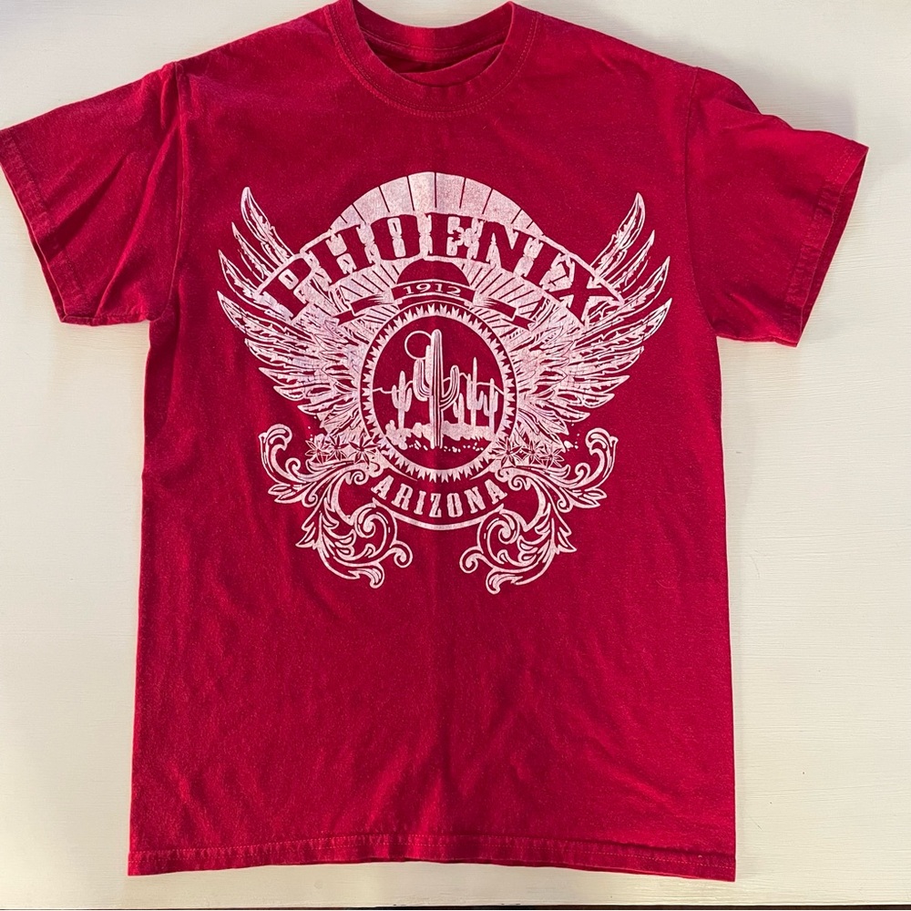 Phoenix Arizona Red Graphic T-Shirt‎